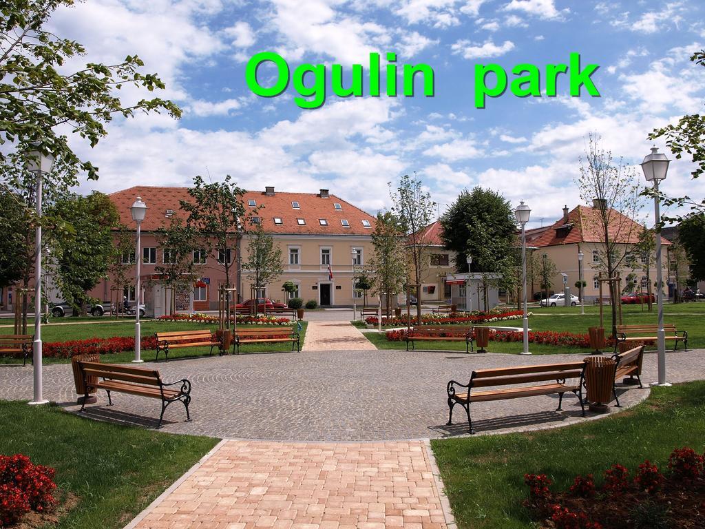 Apartman Marko Ogulin Exterior foto
